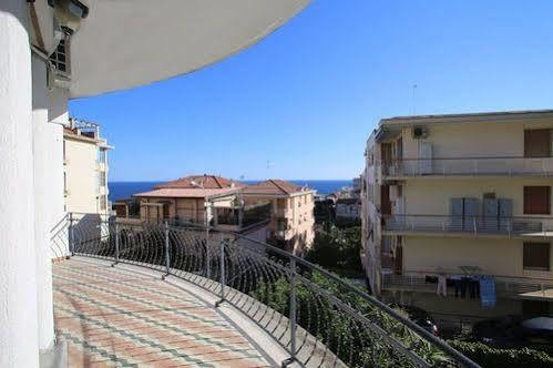 53 Solaro Appartement San Remo